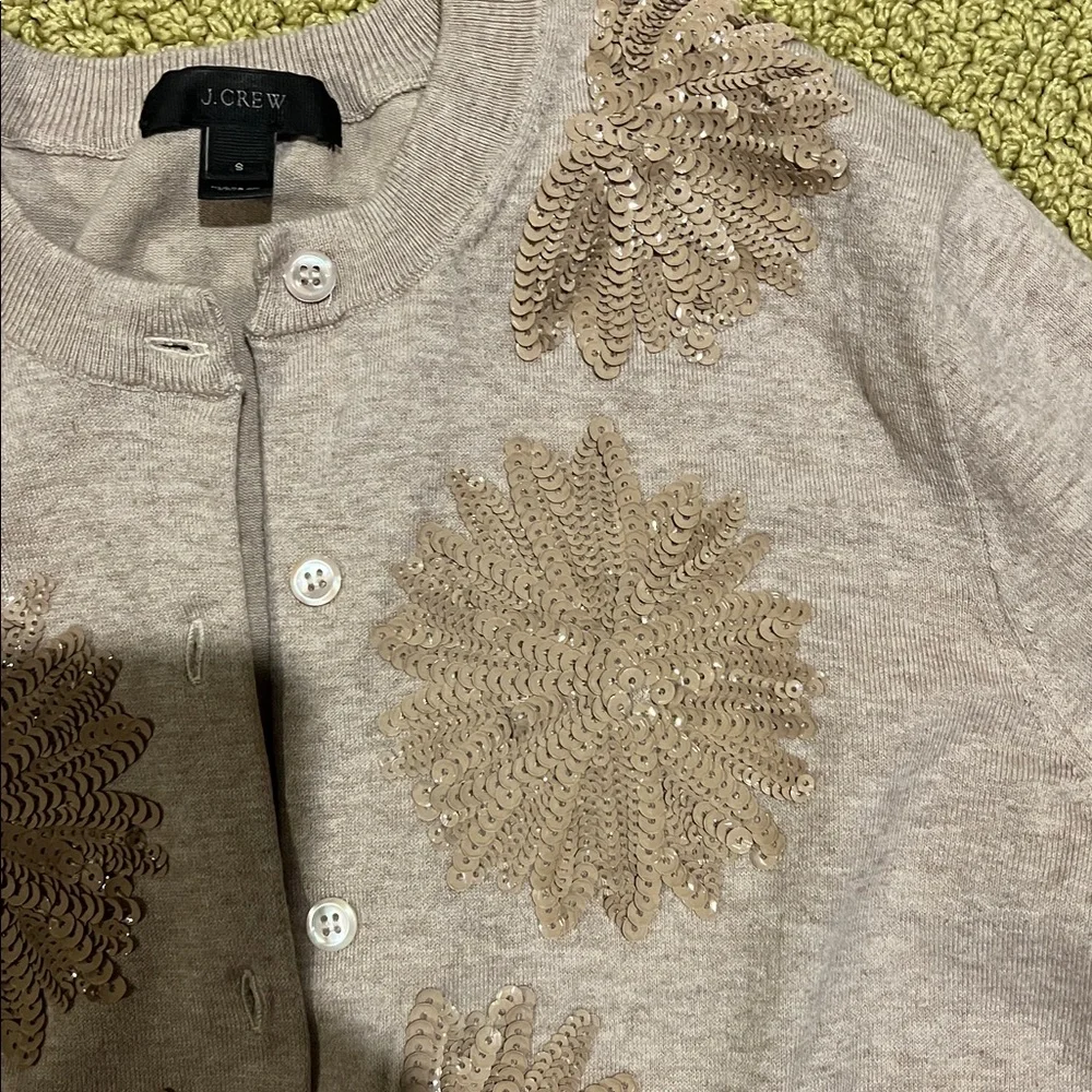 J. Crew tan Cardigan with sequin flower Accents Sz small - Picture 3 of 3
